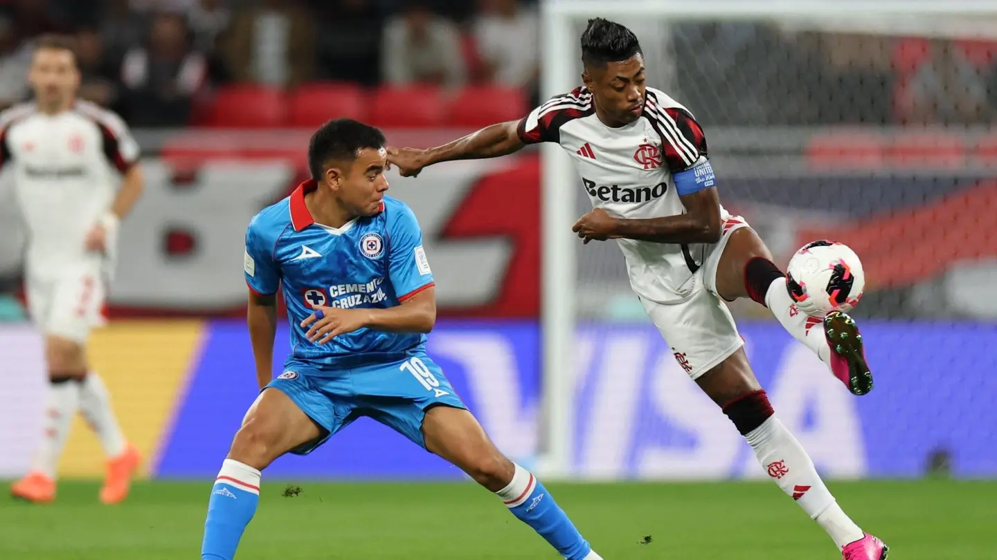 CRUZ AZUL ES DERROTADO 1-2 POR FLAMENGO Y QUEDA FUERA DE LA COPA INTERCONTINENTAL 2025