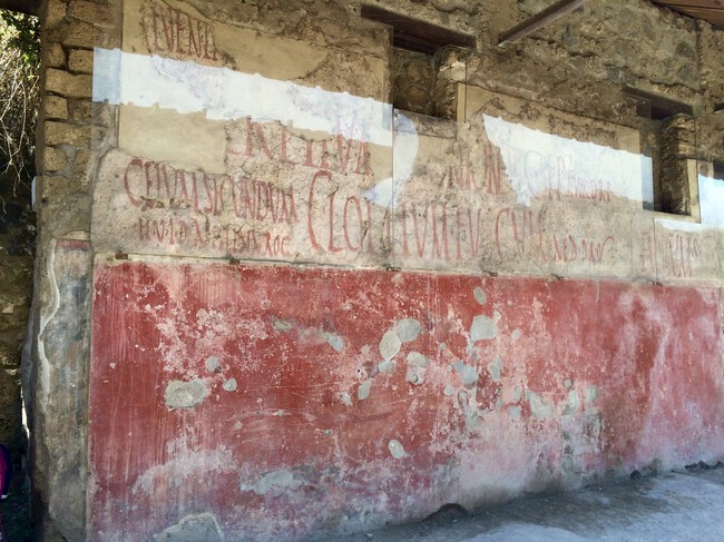 DESCIFRAN 300 GRAFITIS EN POMPEYA Y REVELAN LA “RED SOCIAL” DEL IMPERIO ROMANO