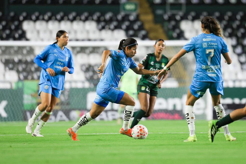 LEÓN EMPATA CON MONTERREY Y LE ARREBATA EL LIDERATO DEL CLAUSURA FEMENIL