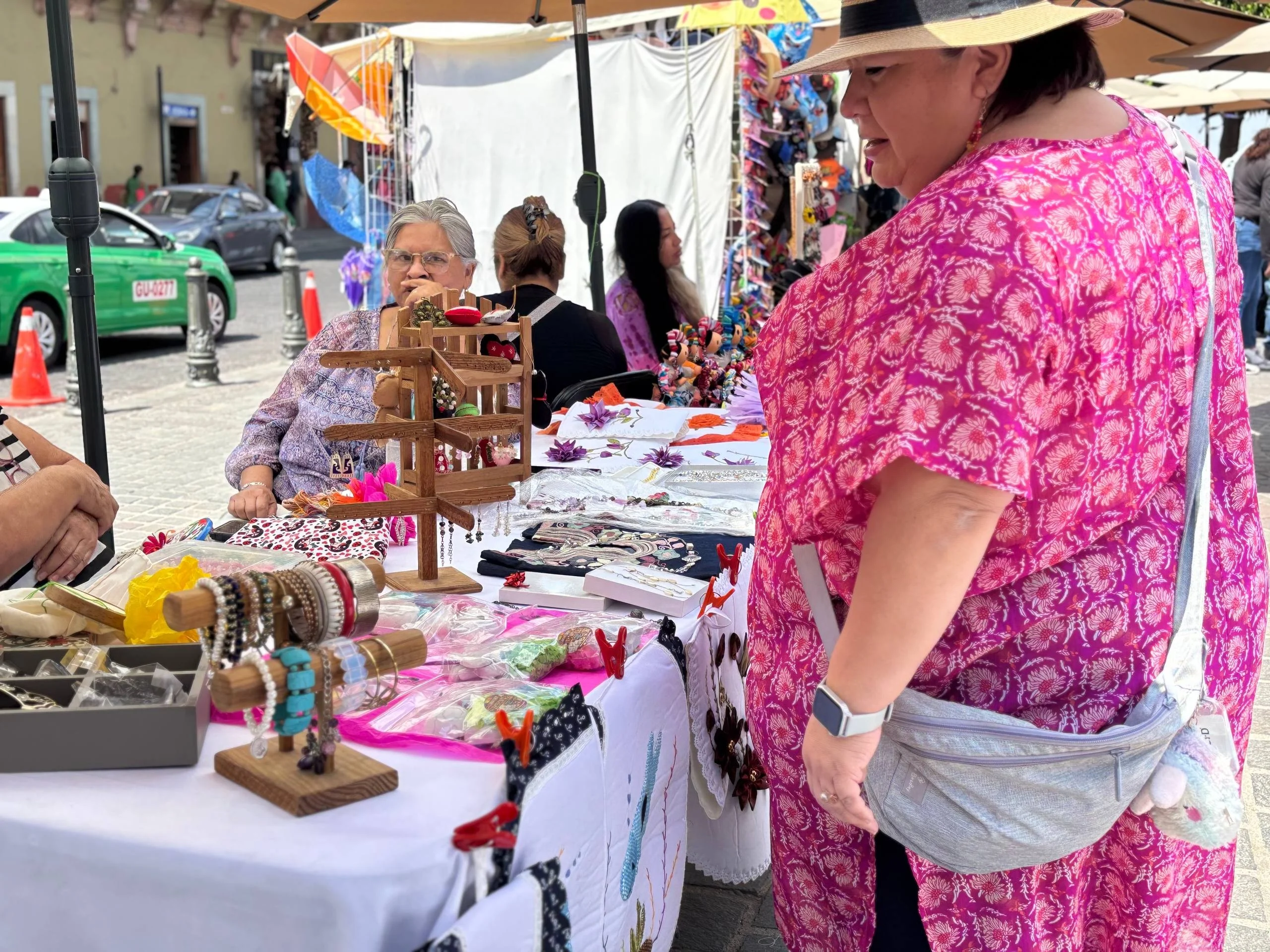 BAZAR DE MUJERES EMPRENDEDORAS IMPULSA CULTURA Y COMERCIO EN GUANAJUATO CAPITAL