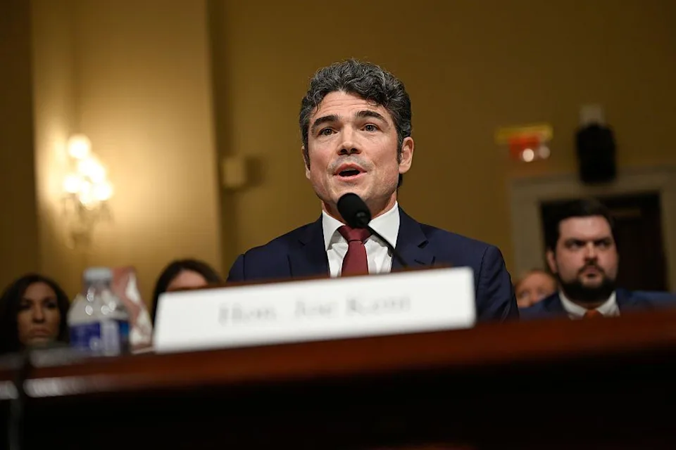 DIMITE EL DIRECTOR DE LA LUCHA ANTITERRORISTA DE ESTADOS UNIDOS POR LA GUERRA EN IRÁN
