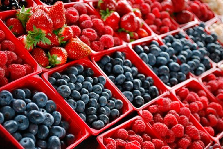 FRAMBUESA Y ARÁNDANO IMPULSAN ECONOMÍA AGRÍCOLA ANTE CAÍDA DE LA FRESA